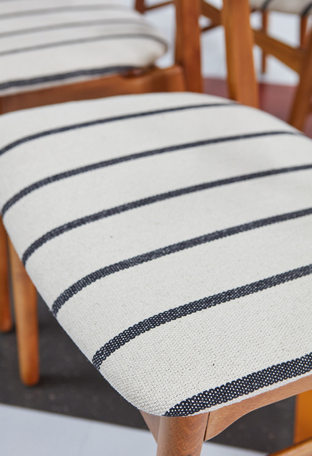 detalle tapizado sillas Dinamarca