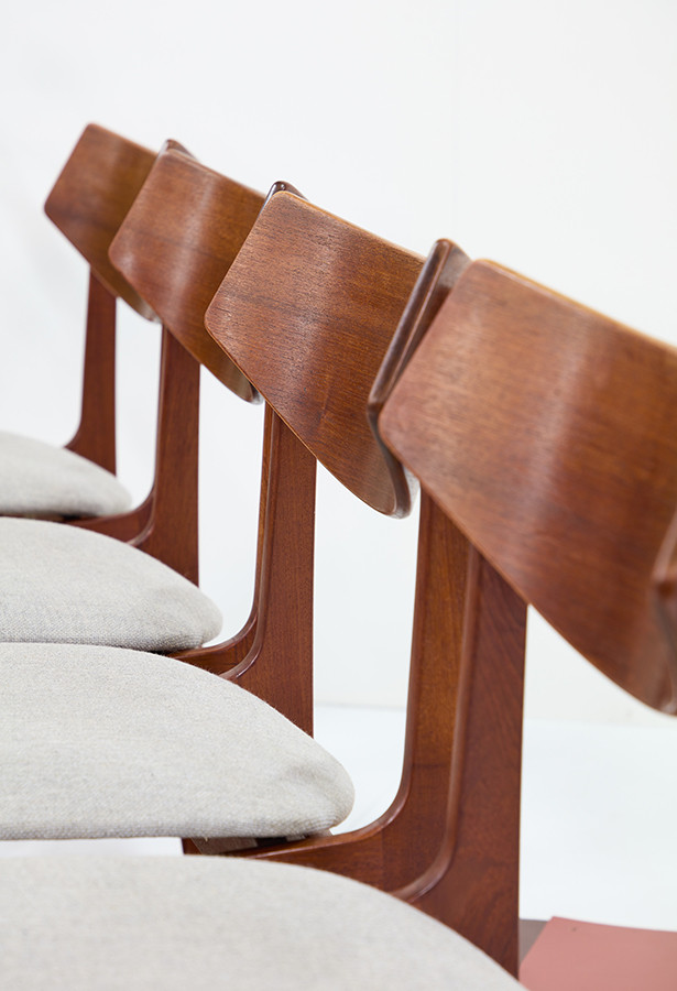 Conjunto sillas teca danesas detalle